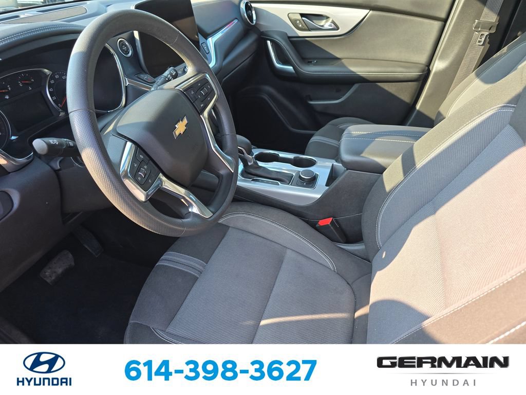 Used 2024 Chevrolet Blazer LT w/ Convenience Package FWD image 18