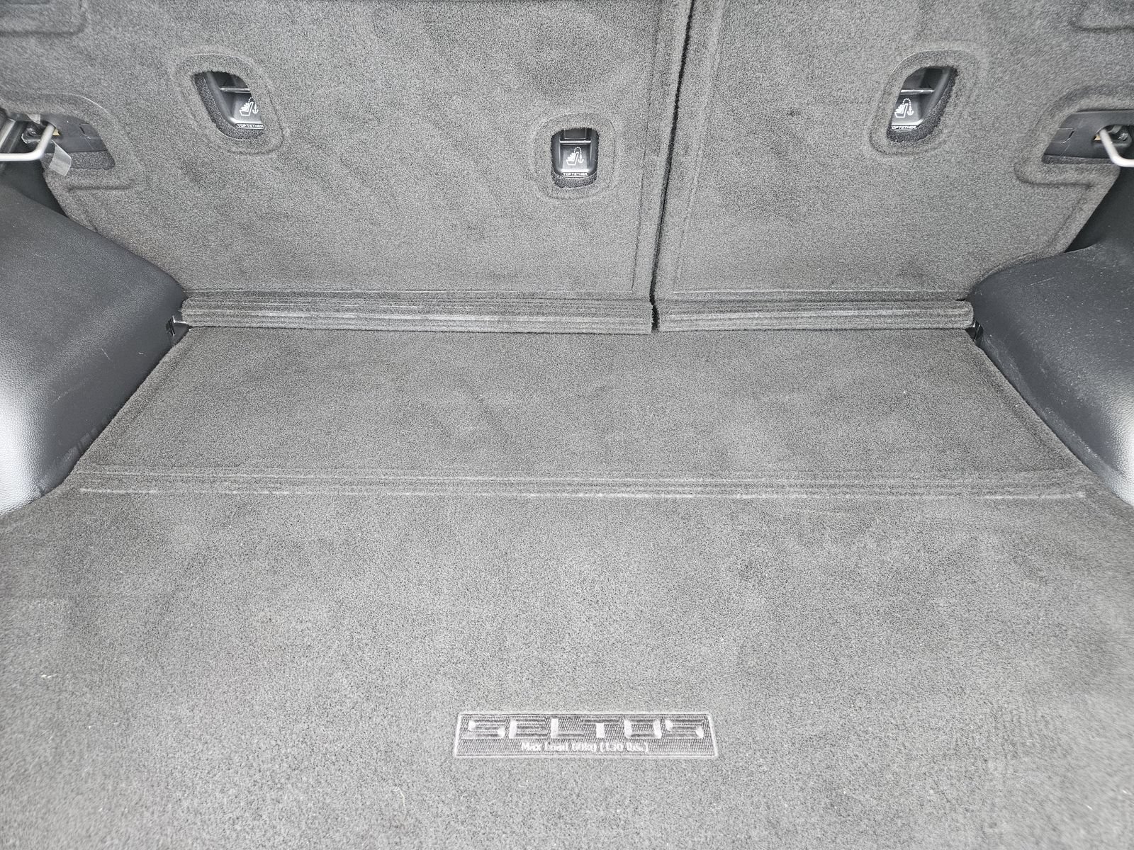 Used 2022 Kia Seltos S FWD image 35