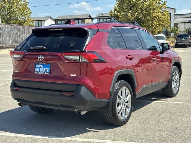 Used 2023 Toyota RAV4 XLE Premium FWD image 6