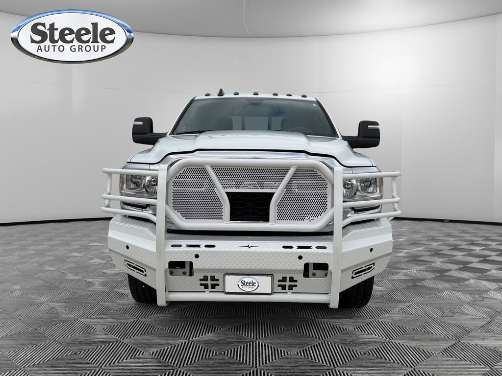 Used 2024 RAM 2500 Tradesman w/ Chrome Appearance Group AWD/4WD image 8