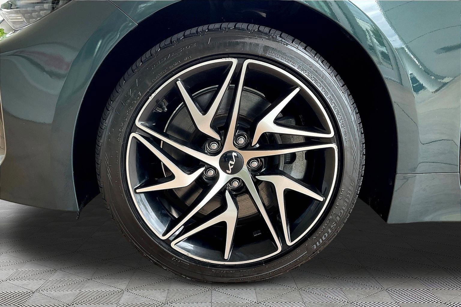 Used 2023 Kia Stinger GT-Line w/ Sun & Sound Package AWD/4WD image 31