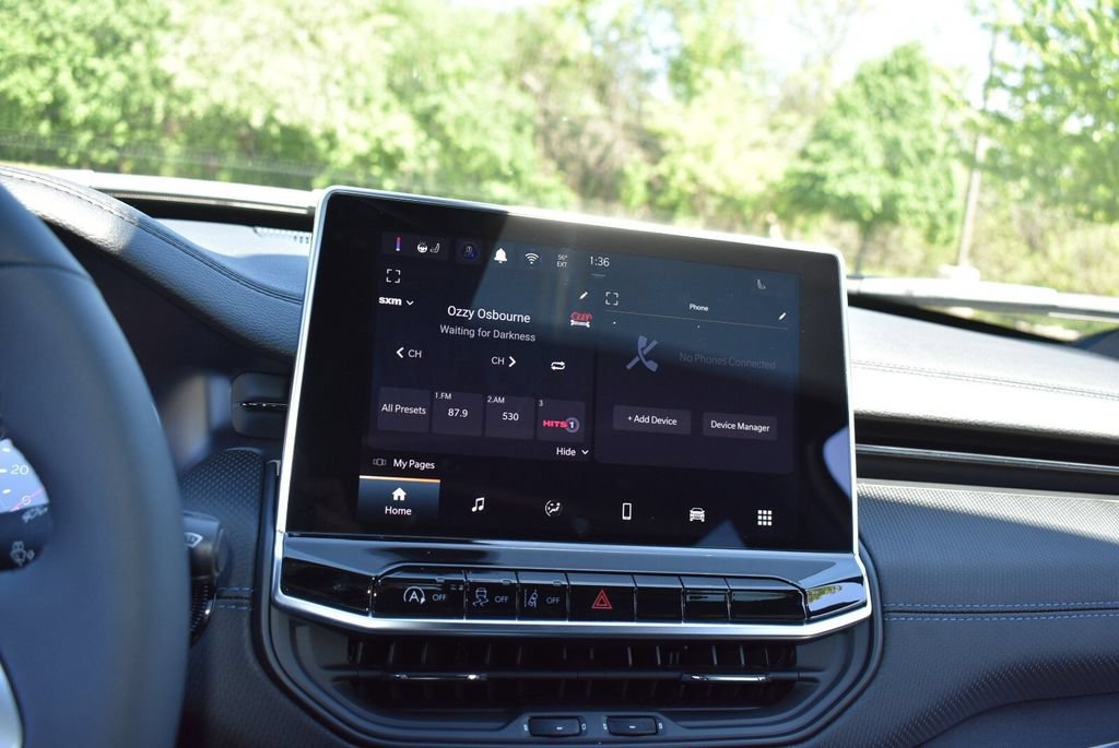 New 2026 Jeep Compass Latitude AWD/4WD image 16