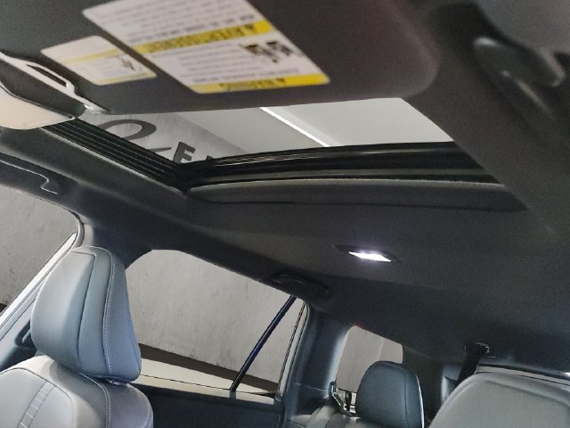 New 2026 Subaru Outback Touring XT AWD/4WD image 3