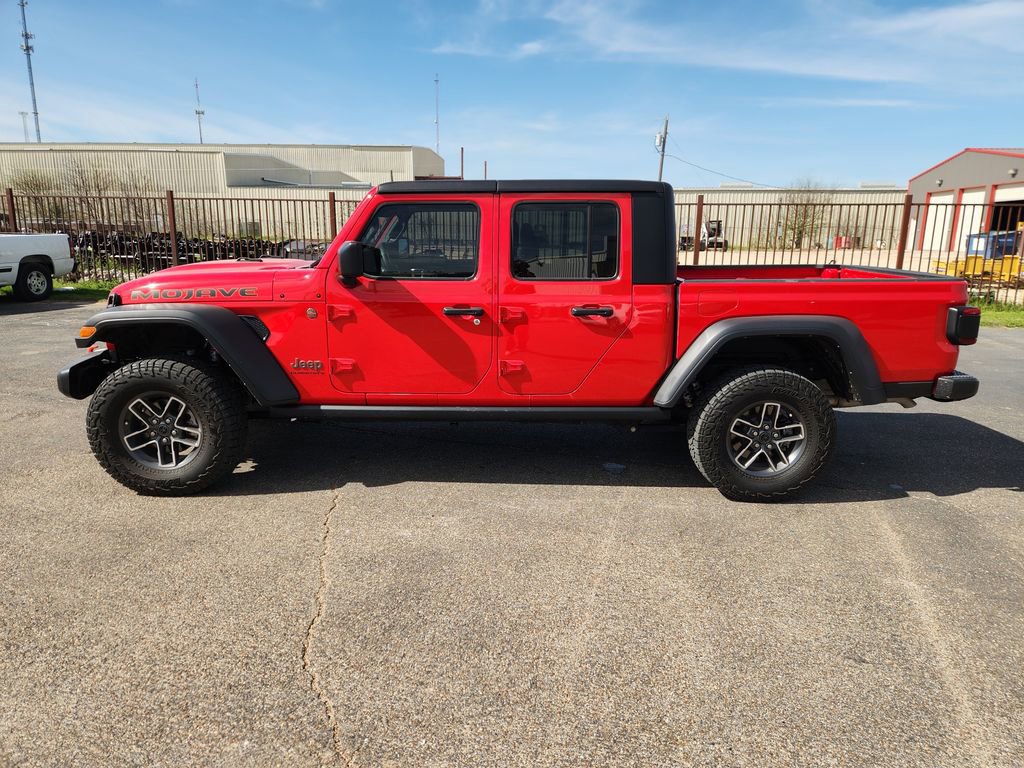 Used 2024 Jeep Gladiator Mojave w/ Safety Group image 4