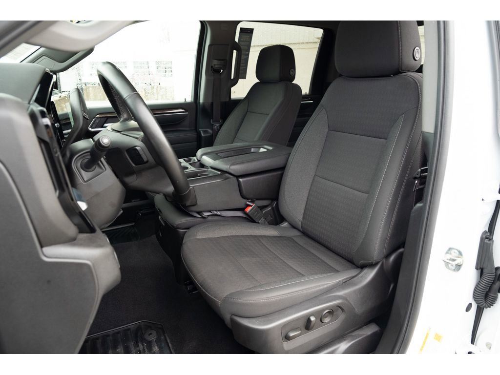 Certified 2025 Chevrolet Silverado 2500 LT w/ Convenience Package image 11