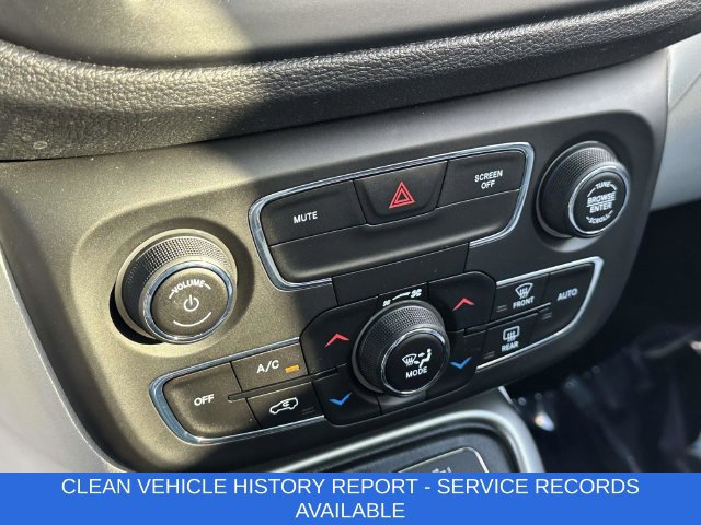 Used 2019 Jeep Compass Latitude w/ Popular Equipment Group AWD/4WD image 7