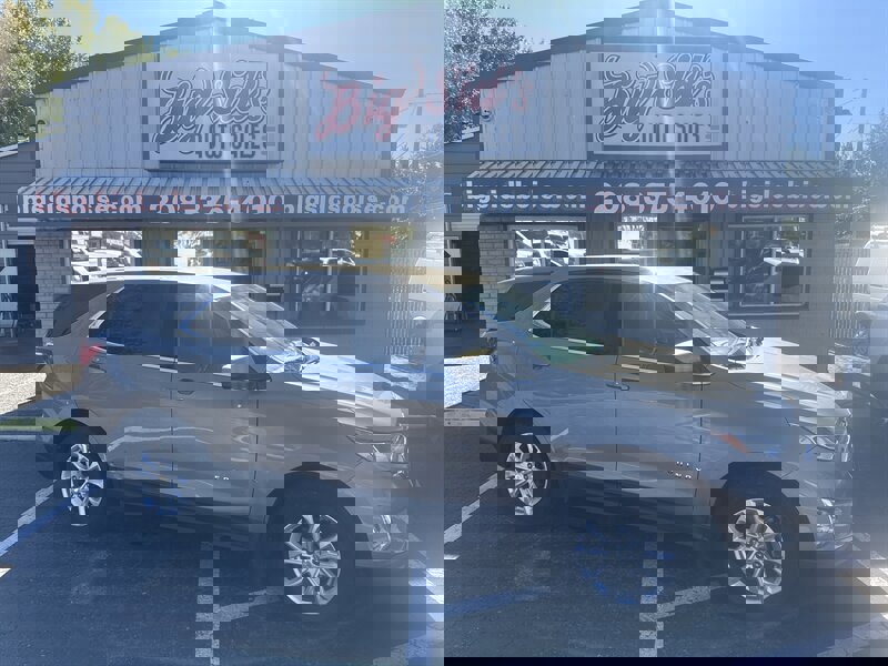 Used 2018 Chevrolet Equinox LT image 1