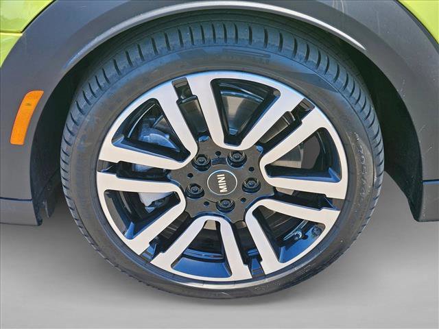 Used 2024 MINI Cooper S w/ Signature Upholstery Package image 22