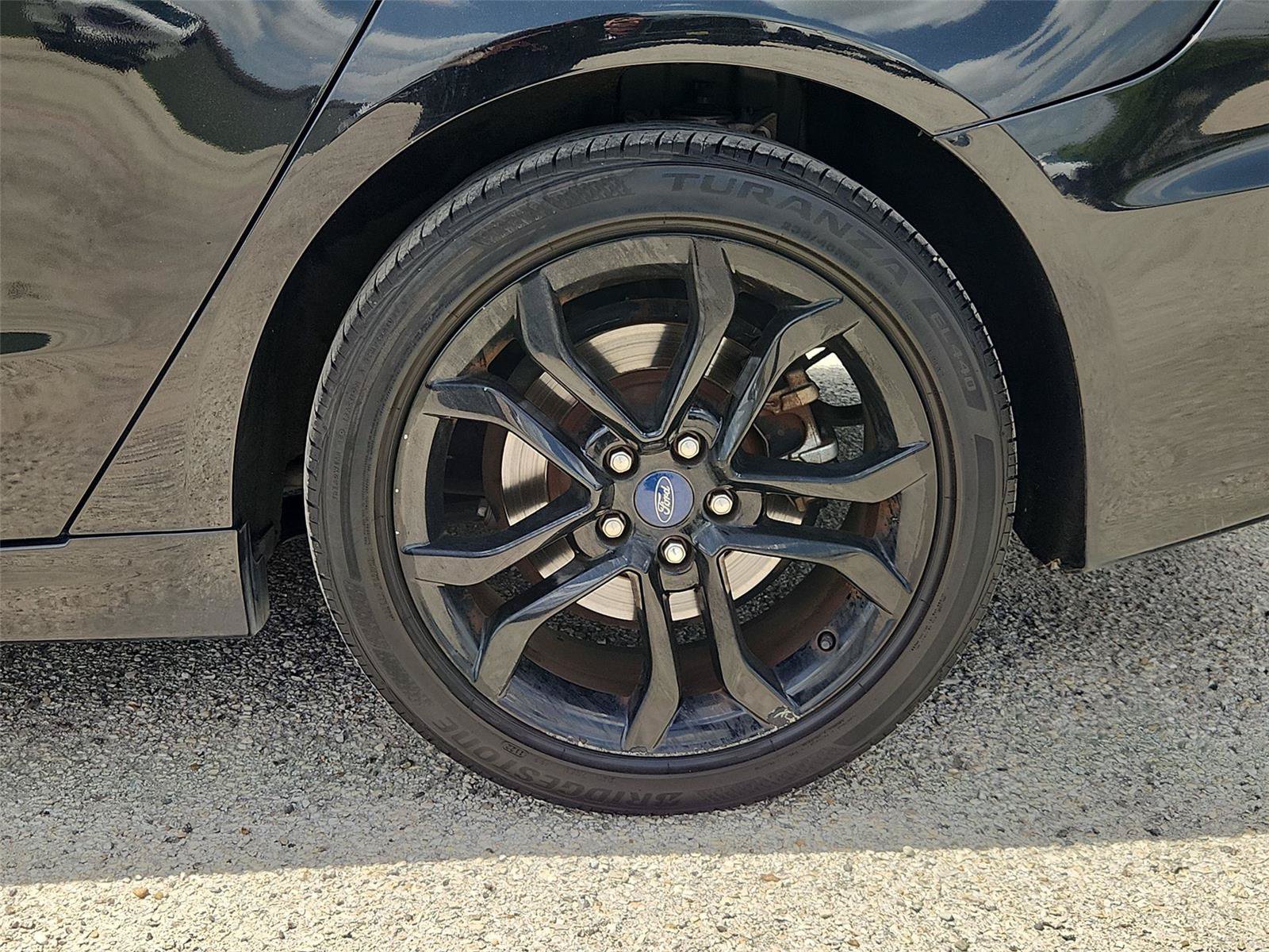 Used 2019 Ford Fusion SEL FWD image 31