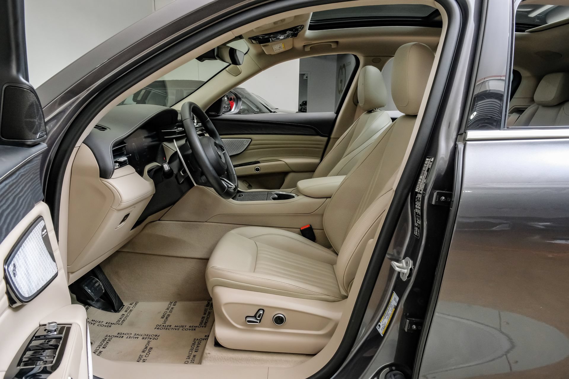 Used 2023 Maserati Grecale GT AWD/4WD image 4