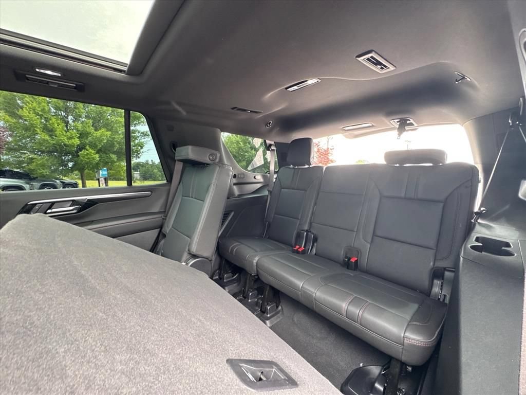 Used 2025 Chevrolet Tahoe RST w/ Sun And Tow Package RWD image 13