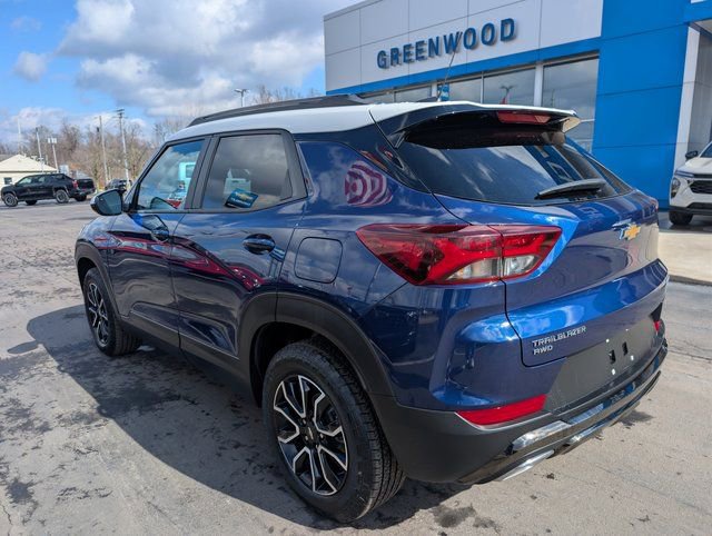 Used 2023 Chevrolet TrailBlazer ACTIV w/ Sun and Liftgate Package image 3