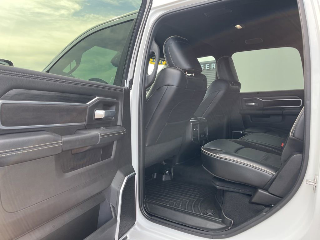 Used 2024 RAM 2500 Laramie w/ Night Edition AWD/4WD image 30