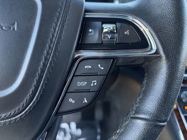 Used 2019 Lincoln Continental Premiere image 24