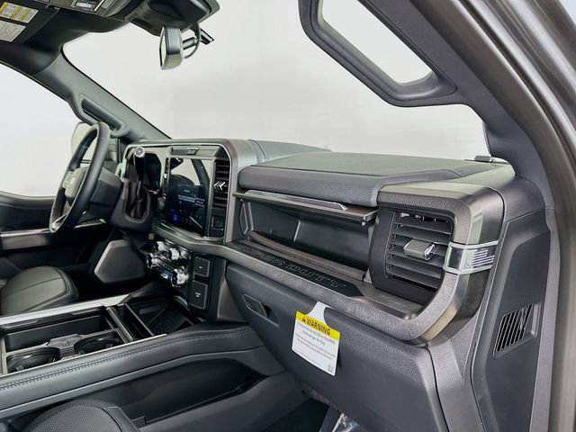 New 2026 Ford F450 Platinum w/ FX4 Off-Road Package image 31