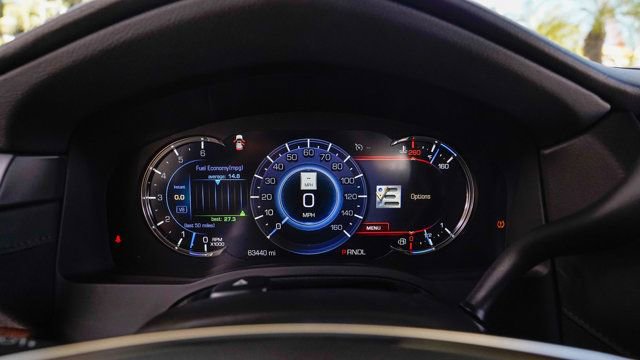 Used 2019 Cadillac Escalade ESV Premium Luxury RWD image 49