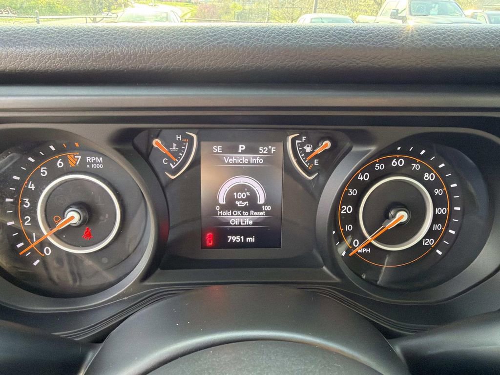 Used 2025 Jeep Gladiator Sport image 27