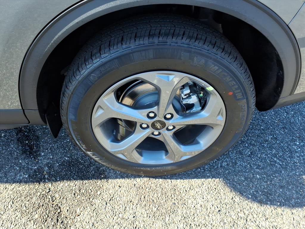 New 2026 Ford Escape ST-Line Select w/ Equipment Group 401A image 8