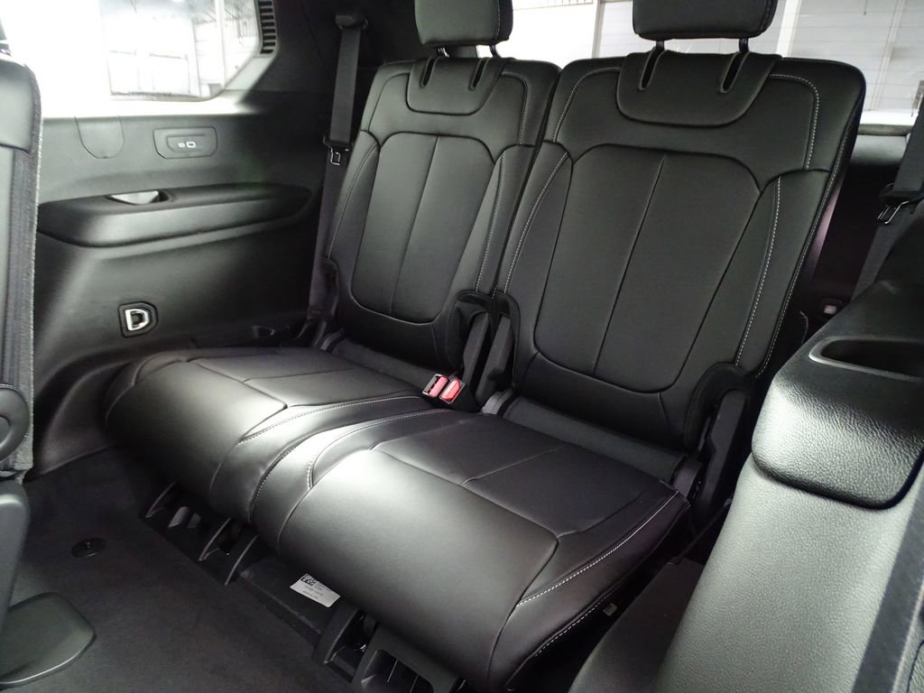 New 2025 Jeep Grand Cherokee L Limited image 15