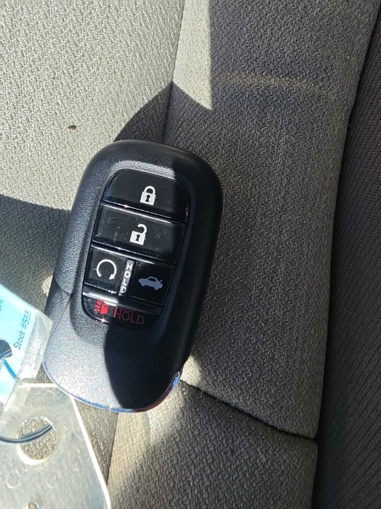 Certified 2025 Honda Accord SE image 32