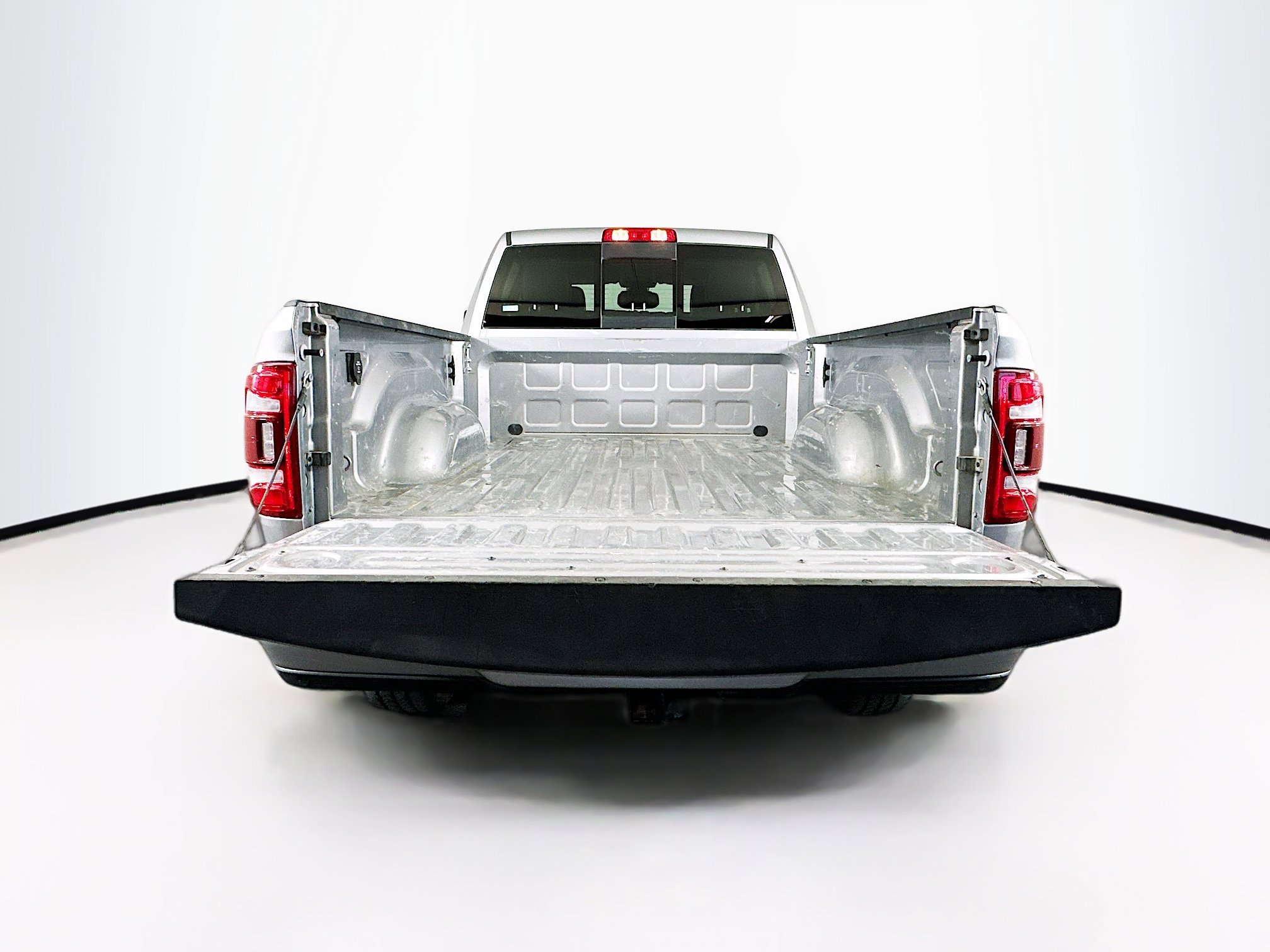 Used 2024 RAM 2500 Laramie image 29