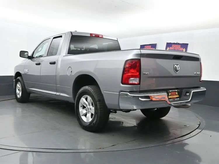 Used 2024 RAM 1500 Classic SLT image 9