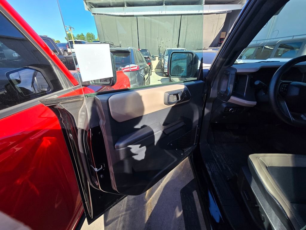 Used 2024 Ford Bronco Wildtrak image 7