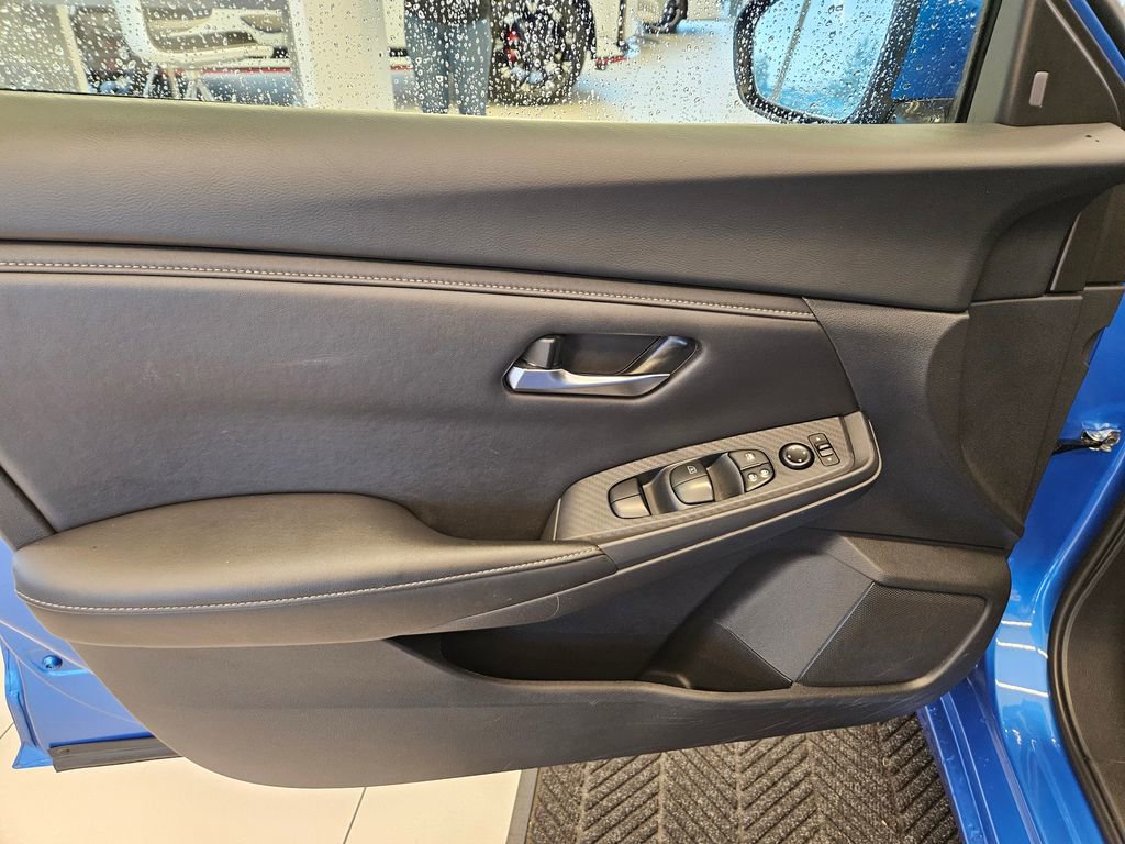 Used 2024 Nissan Sentra SV image 12