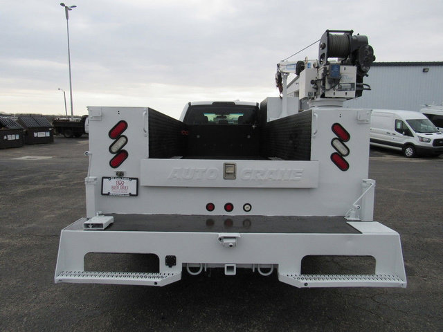 Used 2017 Ford F450 XL w/ Power Equipment Group image 2