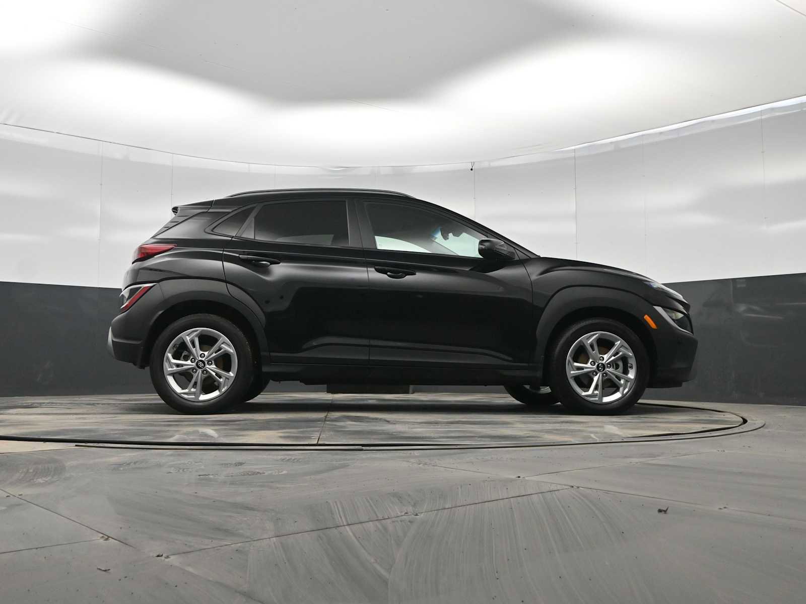 Used 2023 Hyundai Kona SEL image 36
