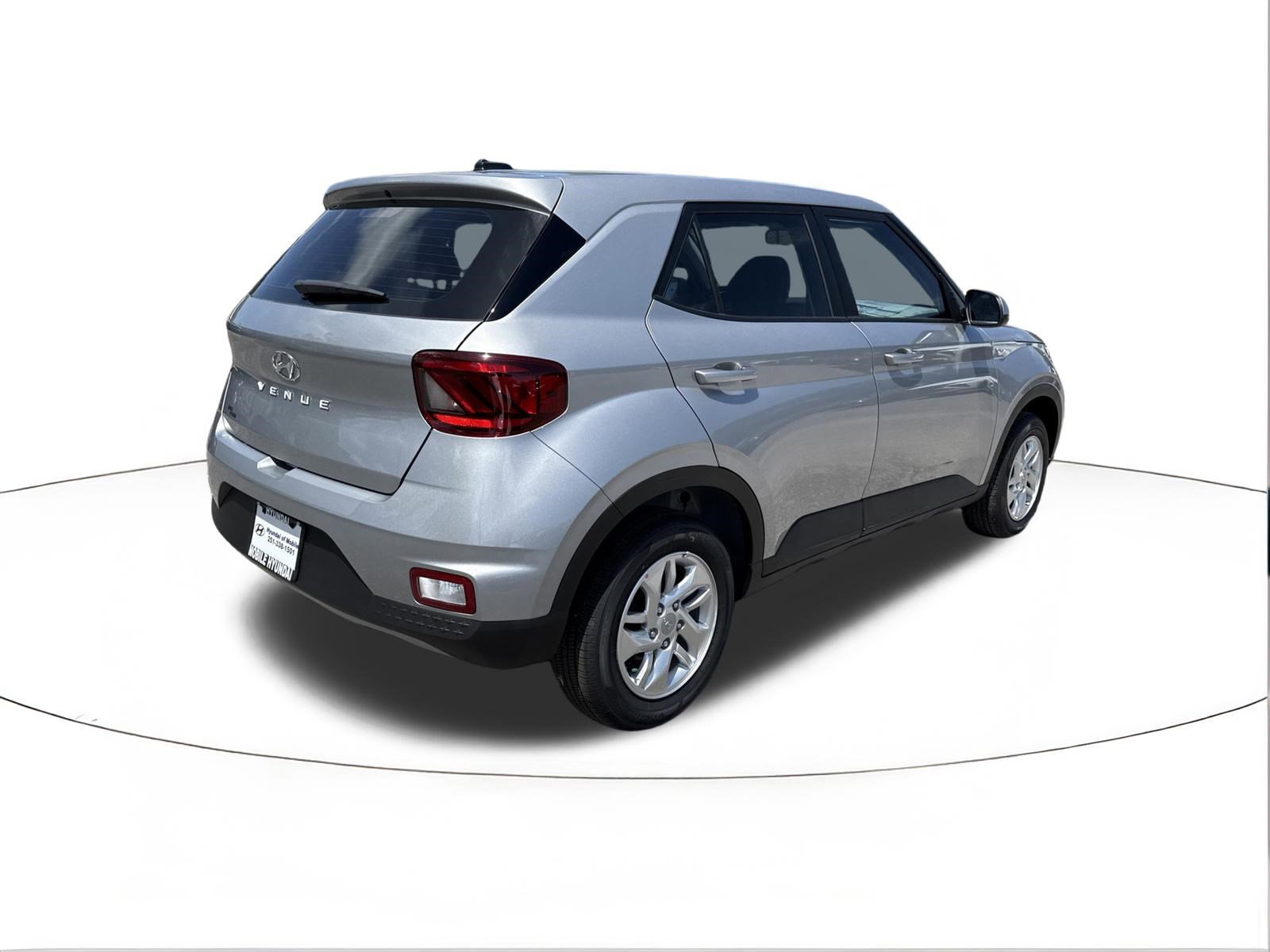 New 2026 Hyundai Venue SE image 3