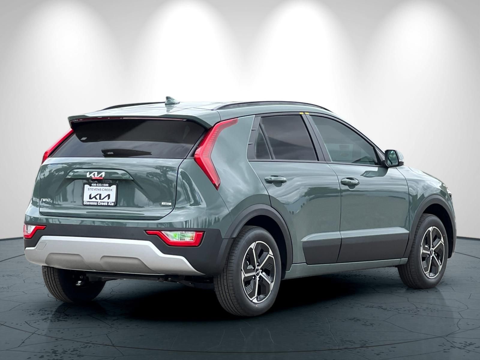 New 2026 Kia Niro EX FWD image 4
