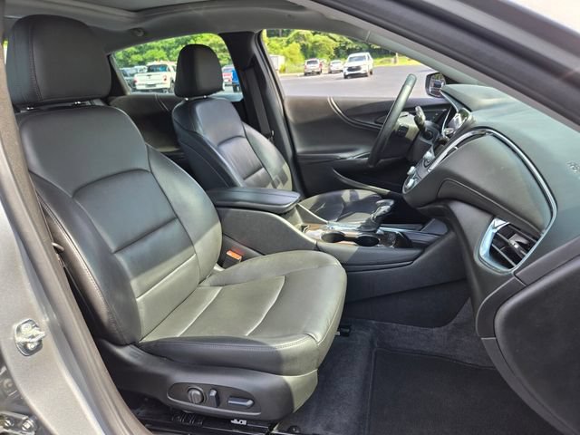Used 2024 Chevrolet Malibu LT FWD image 22
