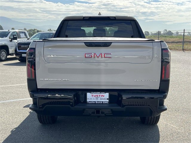 New 2026 GMC Sierra EV Elevation image 4