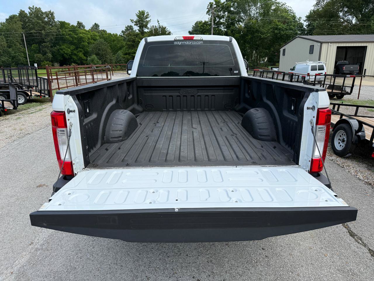 Used 2017 Ford F250 XL w/ Power Equipment Group AWD/4WD image 5
