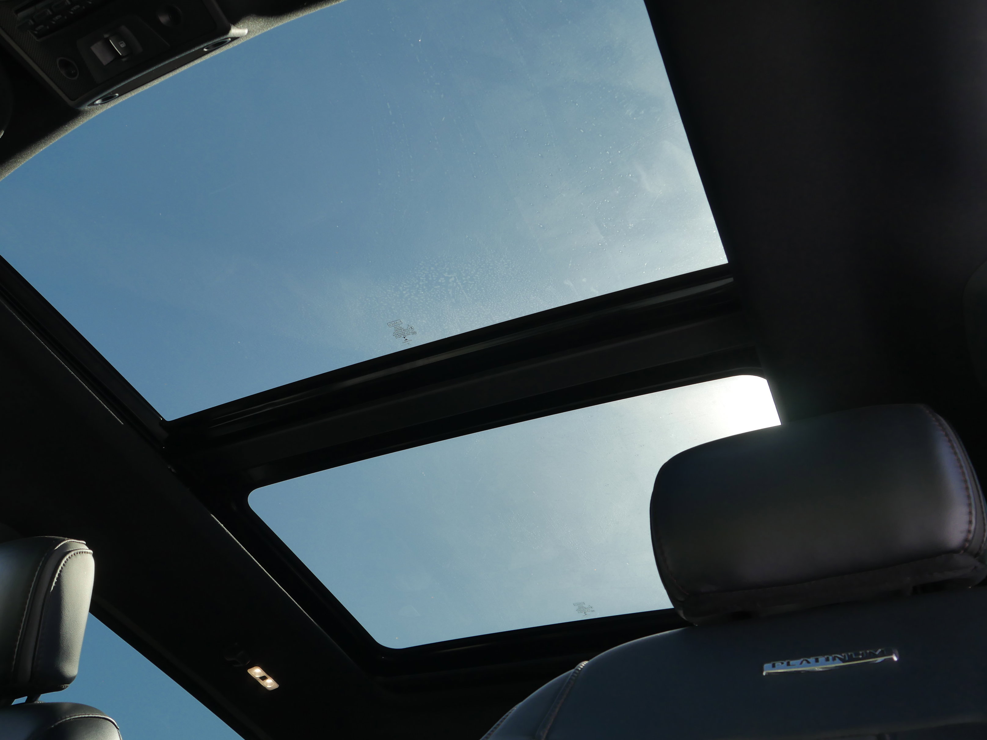 Used 2019 Ford F350 Platinum w/ Platinum Ultimate Package image 5