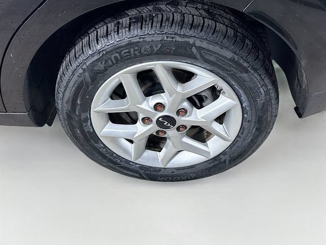 Used 2023 Kia Soul LX w/ LX Technology Package FWD image 32