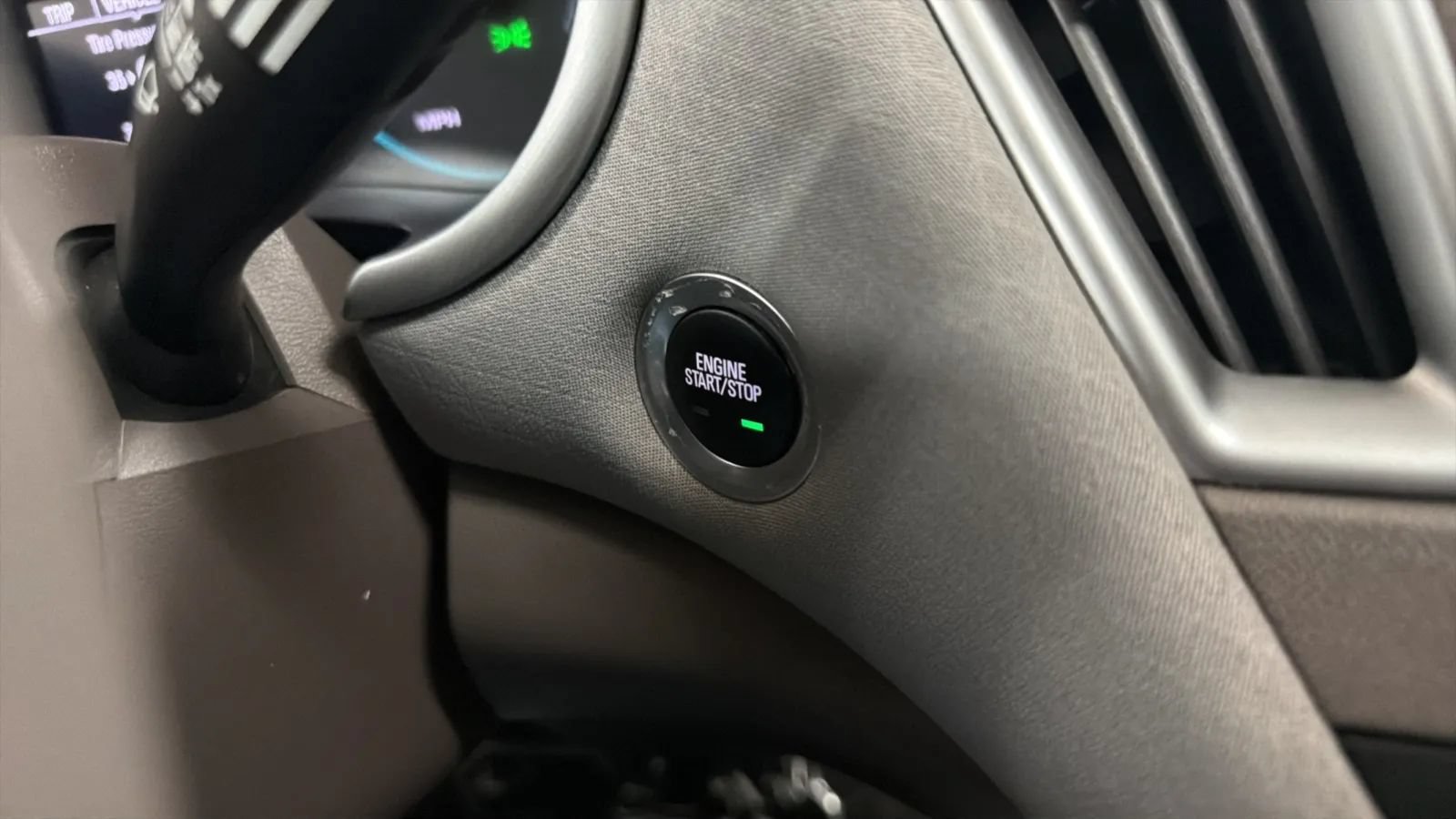 Used 2022 Chevrolet Malibu LT FWD image 15
