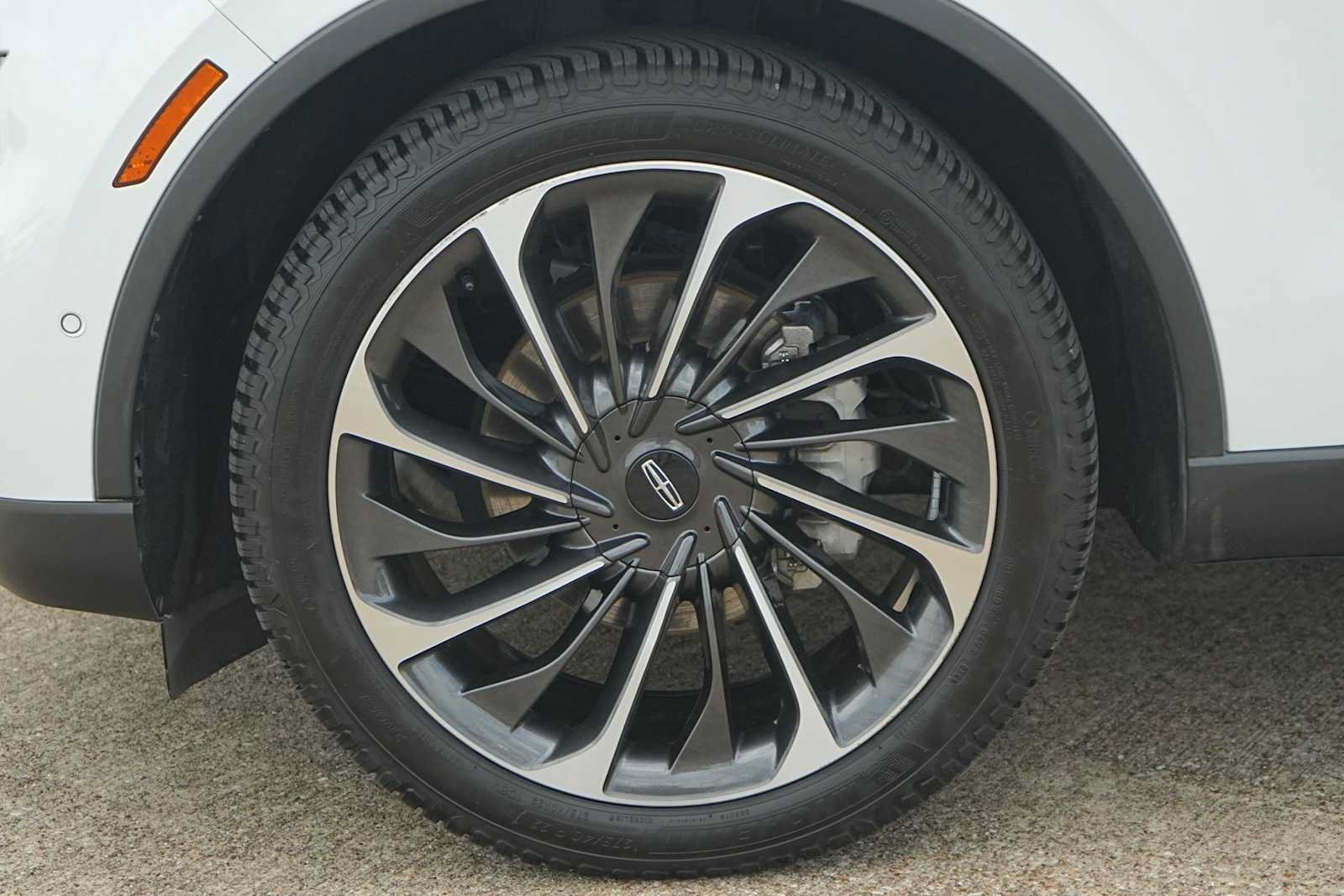 Used 2024 Lincoln Aviator Reserve w/ Equipment Group 201A RWD image 7