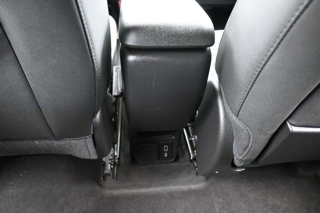 Used 2021 Chevrolet TrailBlazer RS w/ Sun and Liftgate Package FWD image 40