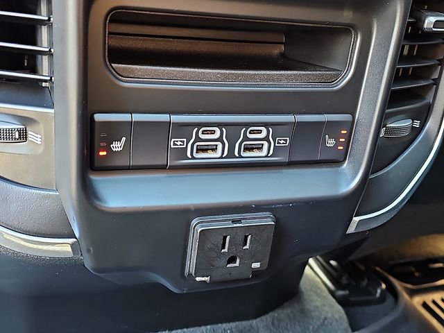 Used 2021 RAM 1500 Laramie AWD/4WD image 12