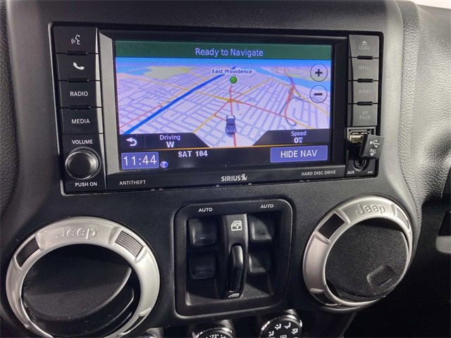 Used 2018 Jeep Wrangler Unlimited Sahara w/ Connectivity Group image 19