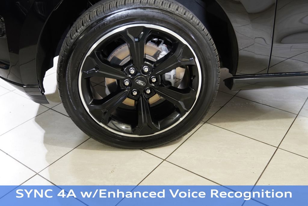 Used 2023 Ford Expedition Max Limited image 15