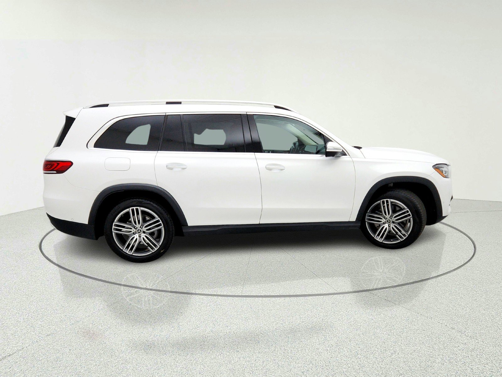 Certified 2023 Mercedes-Benz GLS 450 4MATIC image 7