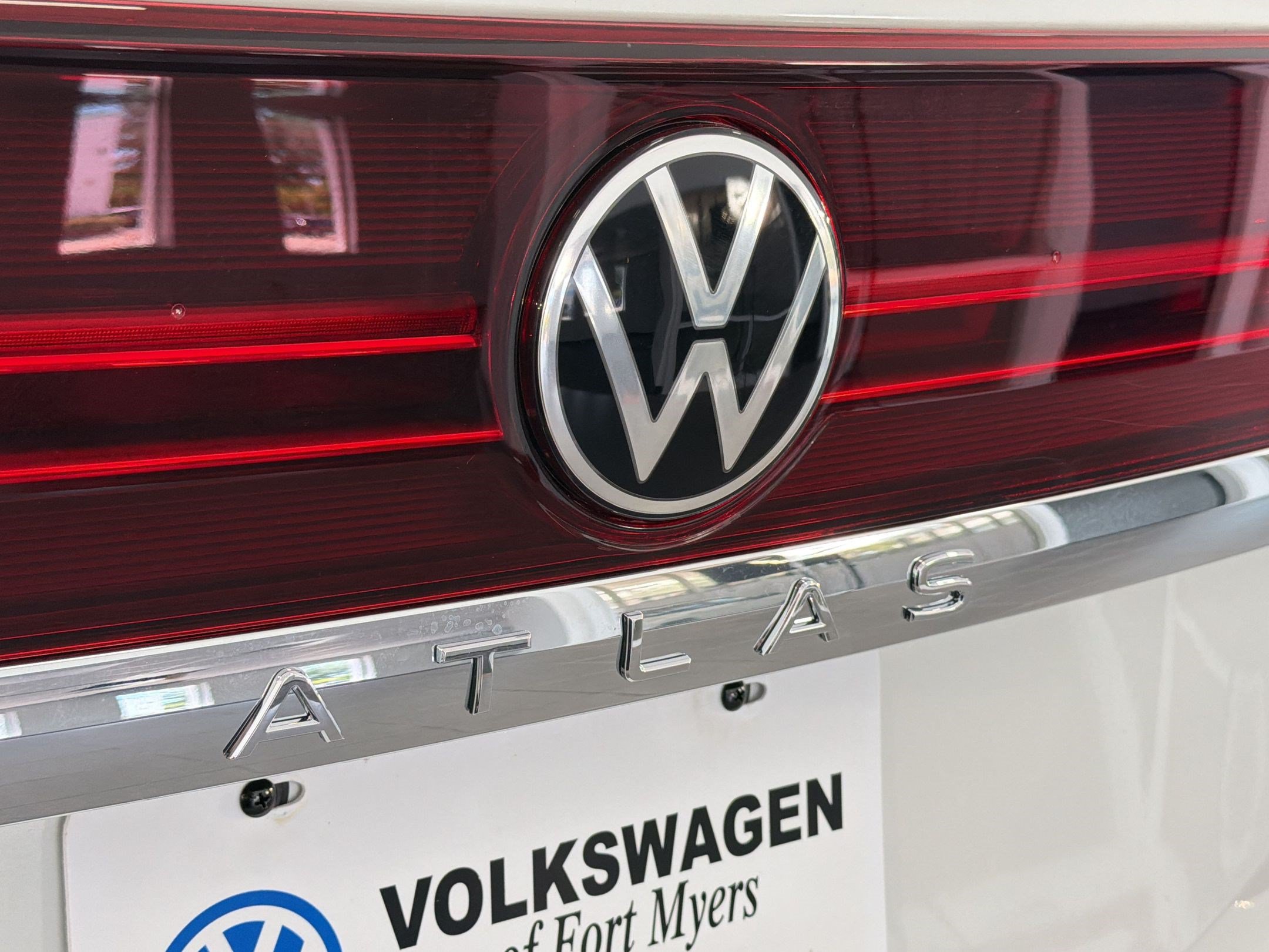 New 2026 Volkswagen Atlas SE FWD image 35
