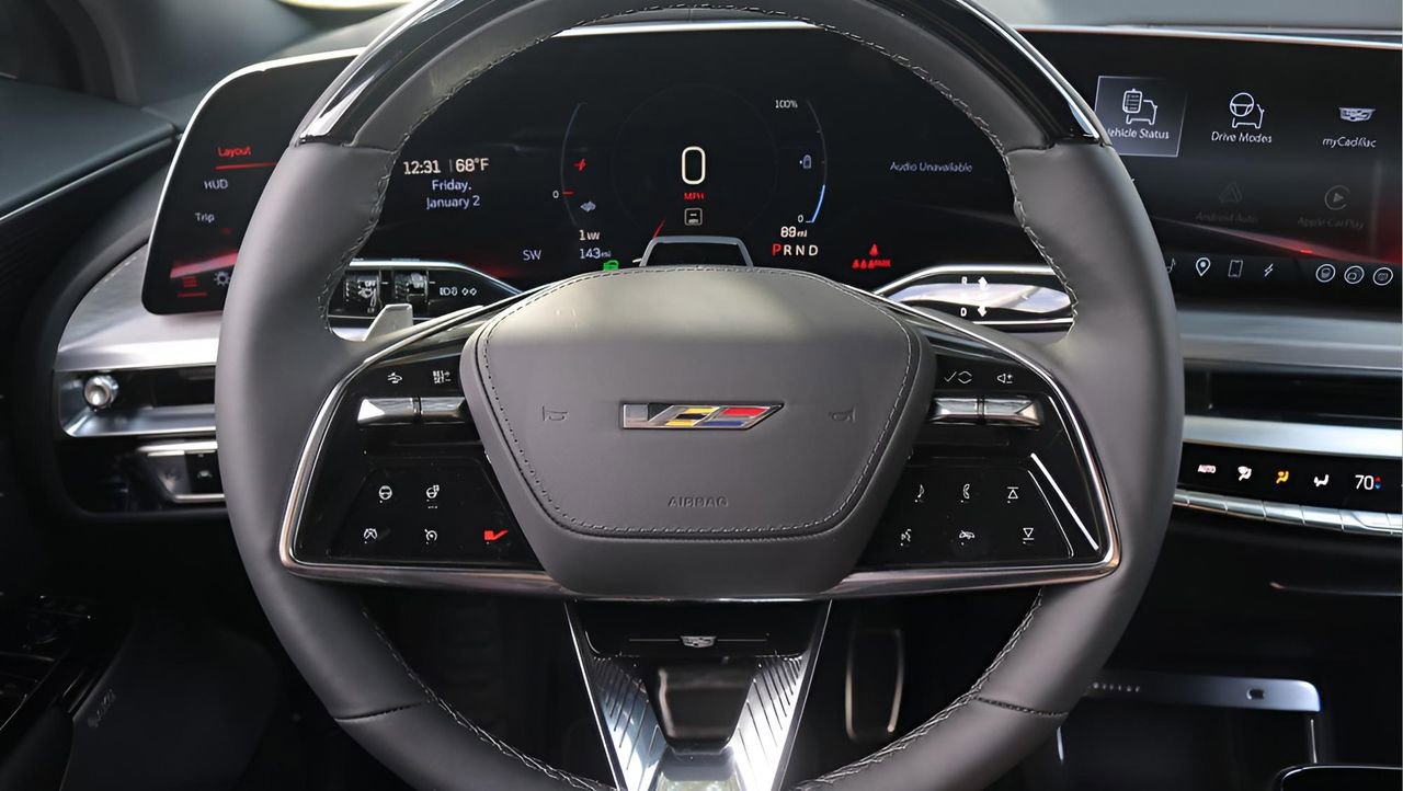 New 2026 Cadillac Lyriq V image 19