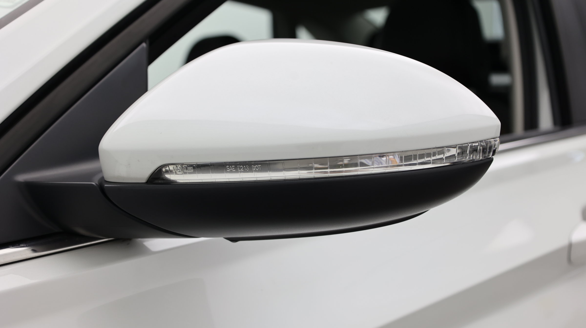 Used 2026 Volkswagen Jetta SEL FWD image 44