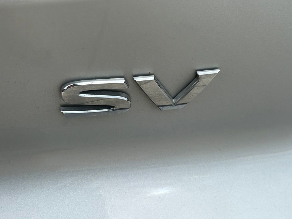 Used 2024 Nissan Pathfinder SV image 12