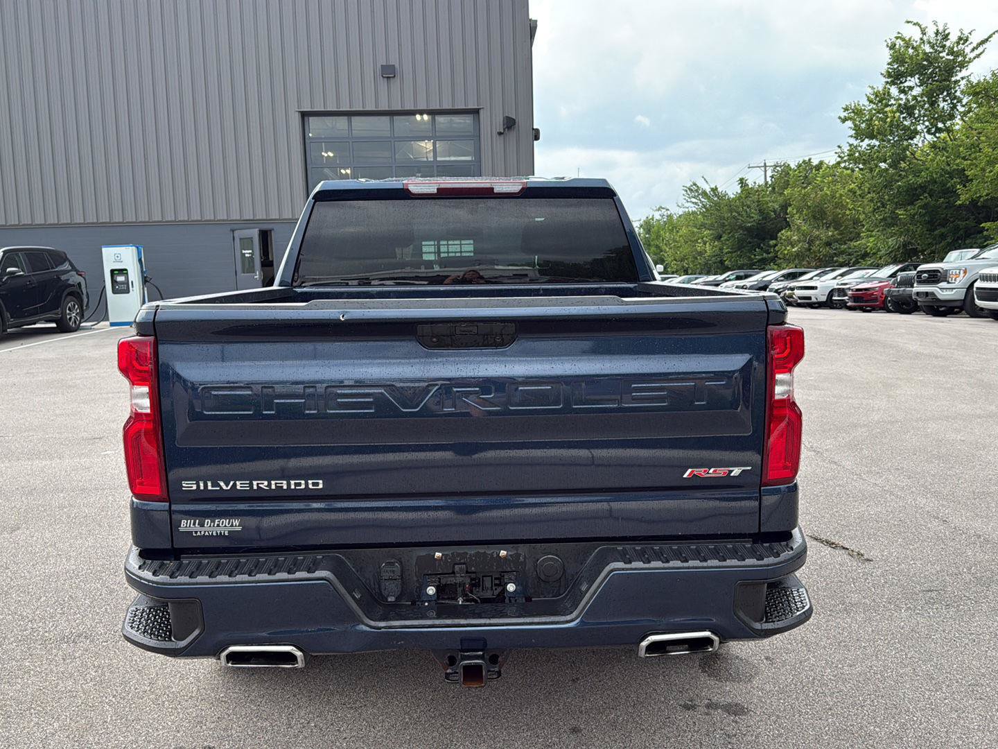 Used 2022 Chevrolet Silverado 1500 RST w/ Z71 Off-Road Package AWD/4WD image 4