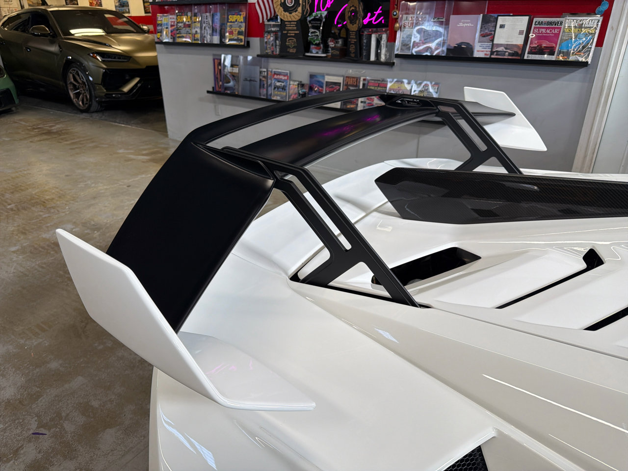 Used 2022 Lamborghini Huracan STO image 15